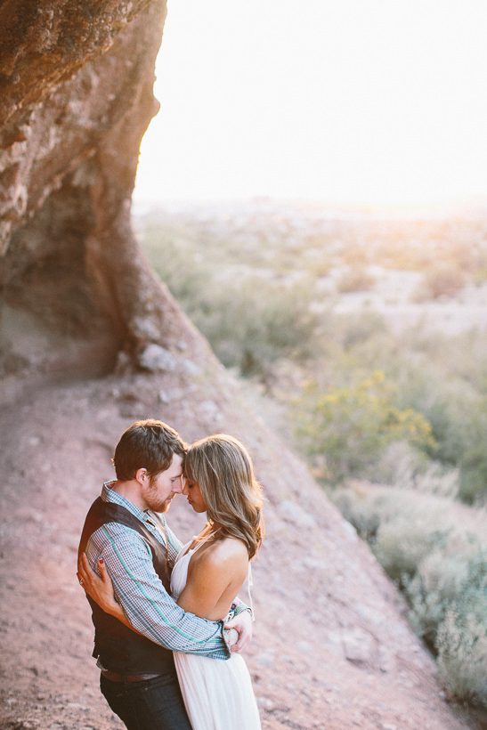 scottsdale-phoenix-red-rocks-engagement-photo-108