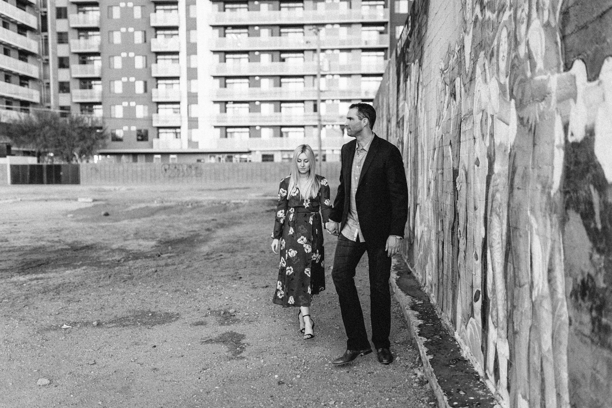 downtown-phoenix-engagement-session-vienna-glenn-0110