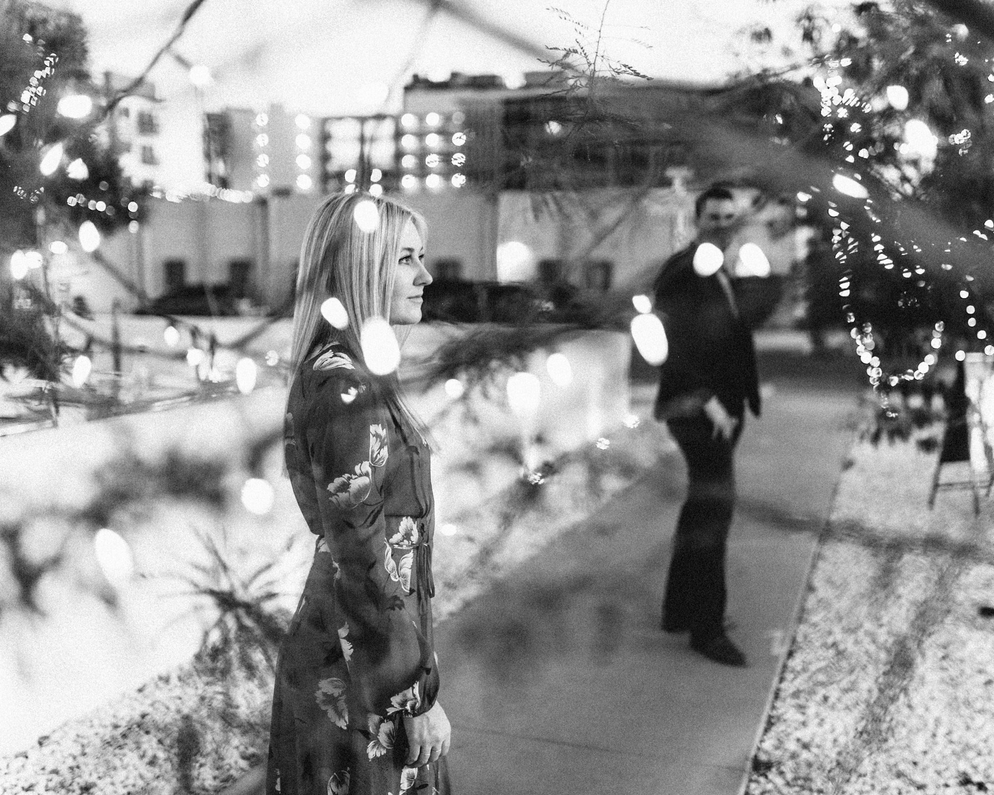 downtown-phoenix-engagement-session-vienna-glenn-0805